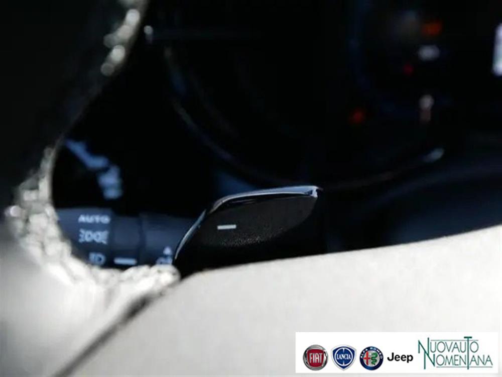 Junior   Junior 1.2 136 CV Hybrid eD