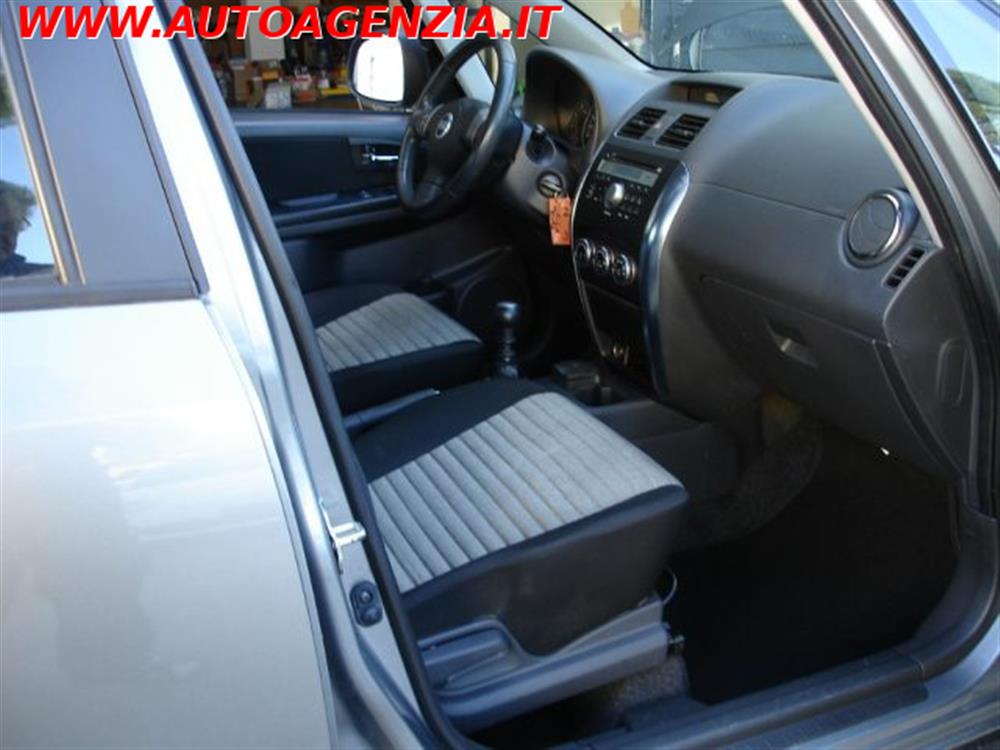 Sedici   Sedici 1.9 MJT 4x4 Emotion.