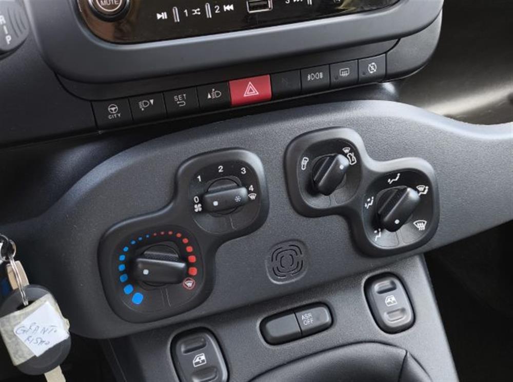 Panda   Panda 1.0 70CV Hybrid City