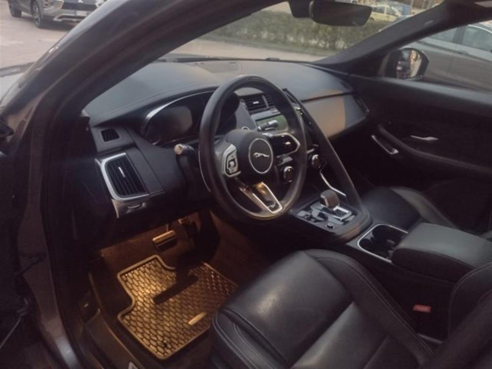 E-Pace   E-Pace 2.0D I4 163 CV AWD A