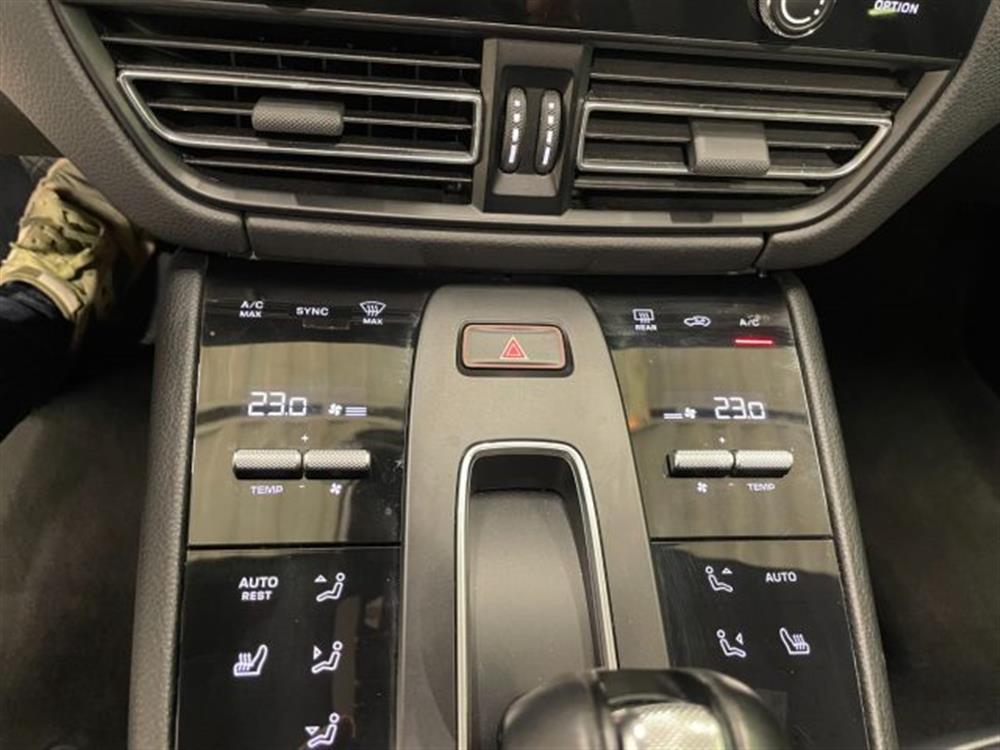 Macan   Macan T 2.0 265cv * TETTO