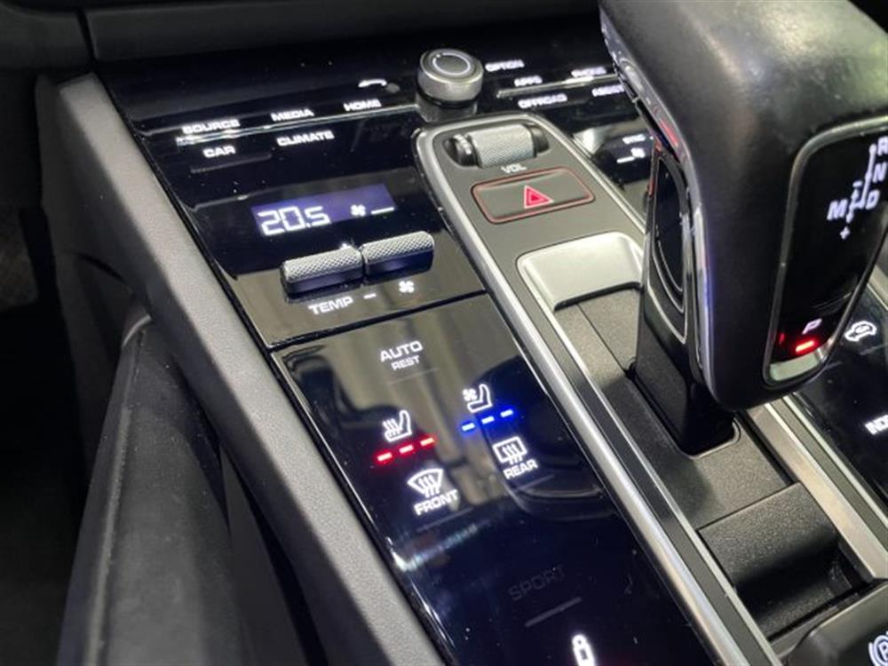 Cayenne   Cayenne Coupé 3.0 V6 E-Hybri