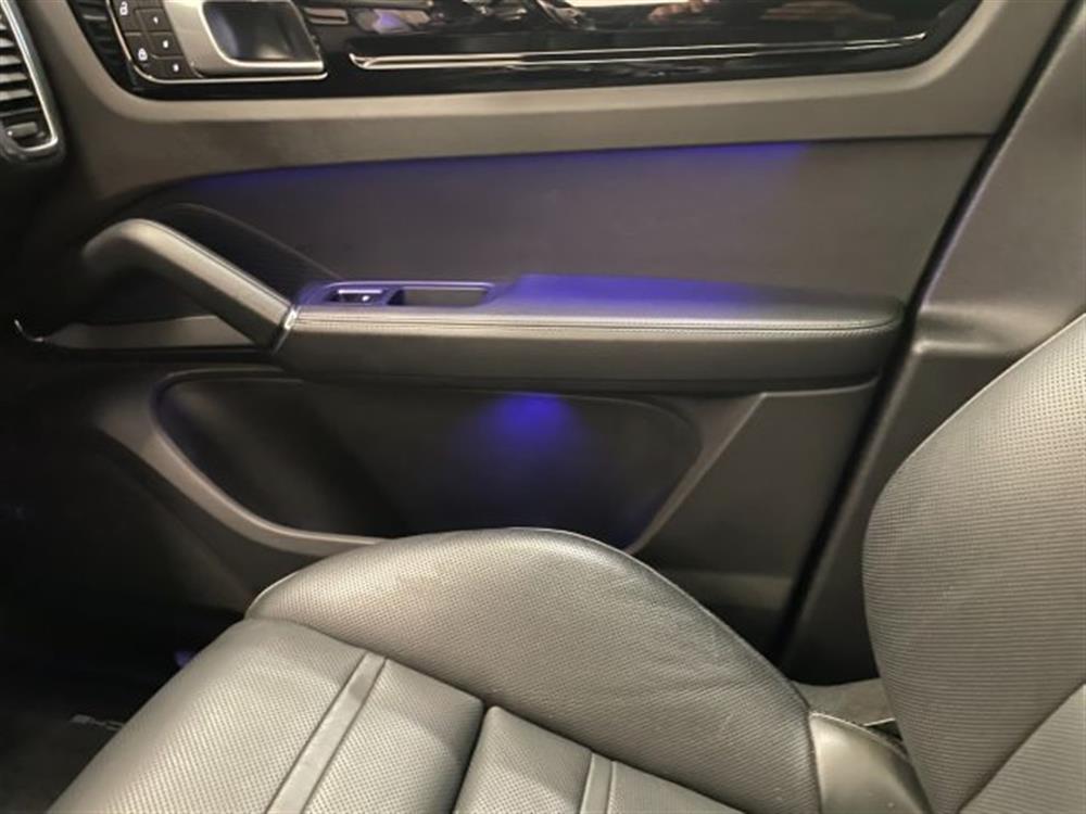 Cayenne   Cayenne Coupé 3.0 V6 E-Hybri