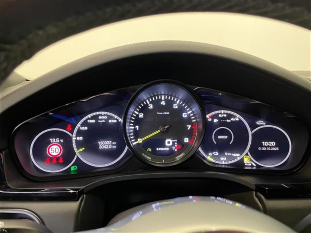 Cayenne   Cayenne Coupé 3.0 V6 E-Hybri