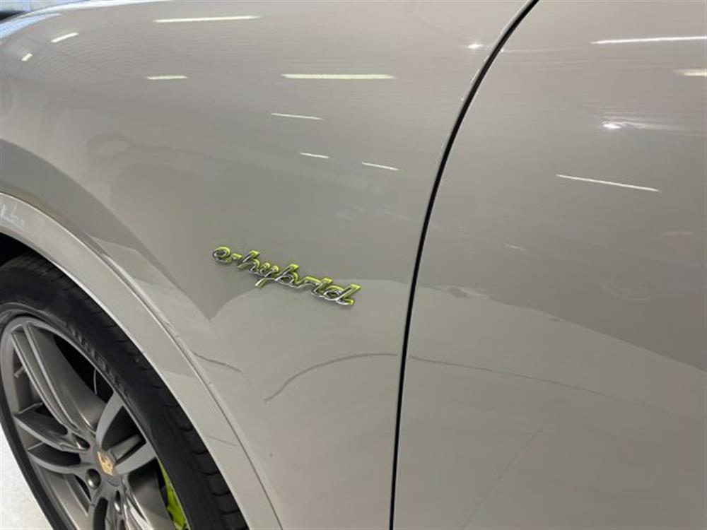 Cayenne   Cayenne Coupé 3.0 V6 E-Hybri