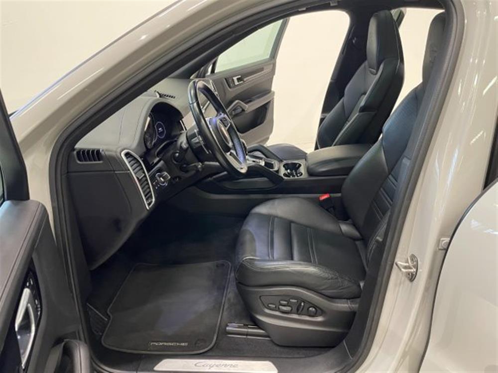 Cayenne   Cayenne Coupé 3.0 V6 E-Hybri