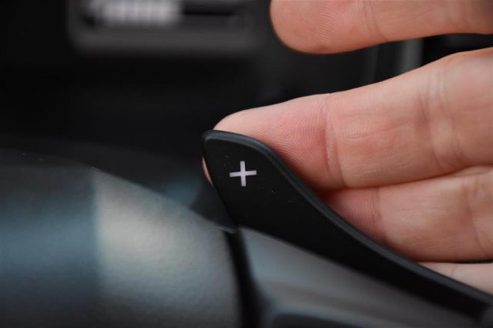 Ignis   Ignis 1.2 Hybrid CVT Top *