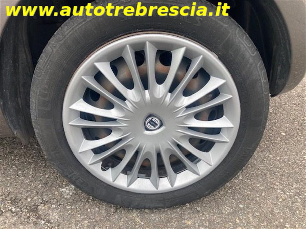 Ypsilon   Ypsilon 1.2 69 CV 5 porte Si