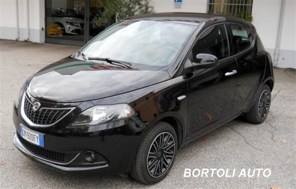 Ypsilon   Ypsilon 1.0 FIREFLY 16.000 K