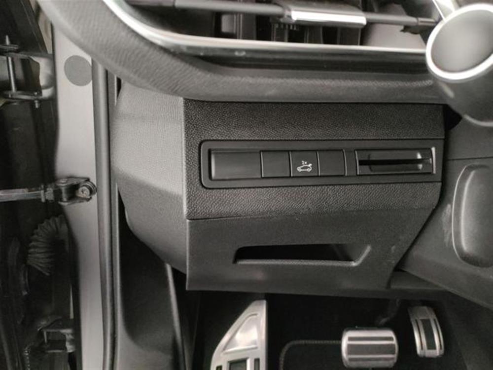 3008   3008 BlueHDi 180 S&S EAT8