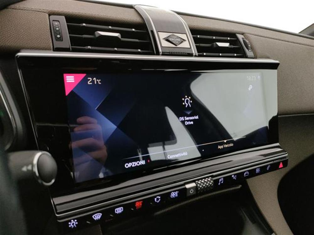 DS 7 Crossback   DS 7 Crossback BlueHDi 180 aut. Gra