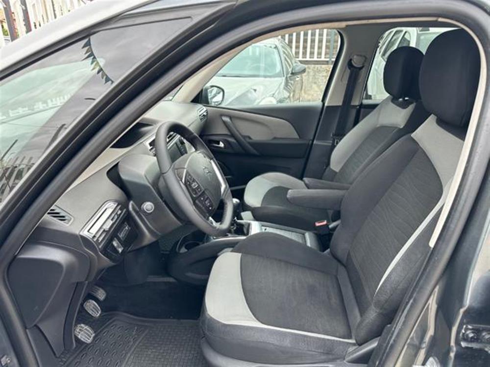 Grand C4 Picasso   Grand C4 Picasso 2.0 HDi 150 Excl. 7