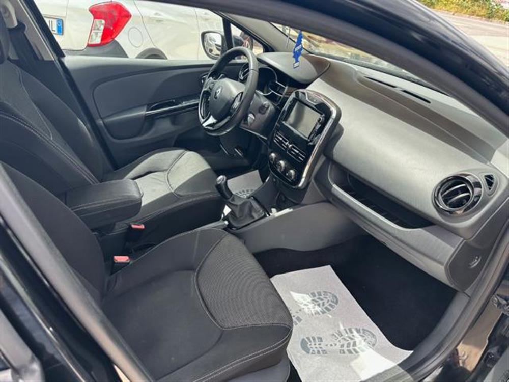 Clio   Clio 1.2 75CV GPL 5 porte