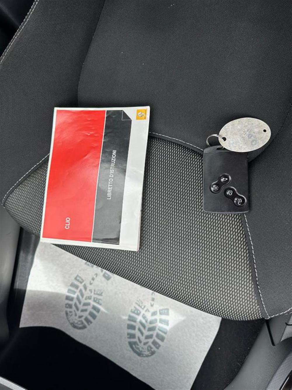 Clio   Clio 1.2 75CV GPL 5 porte