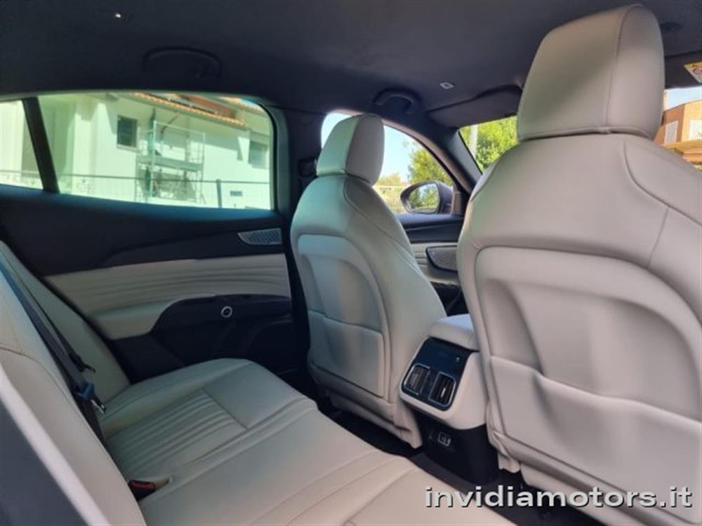 Grecale   Grecale 330 CV AWD Modena