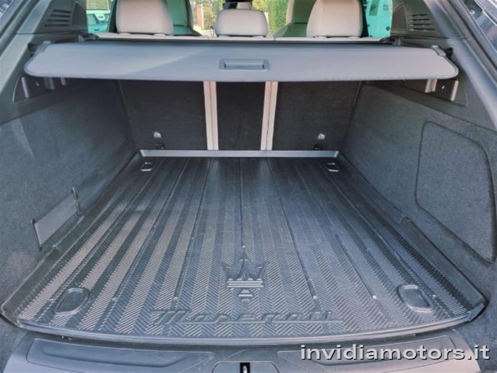 Grecale   Grecale 330 CV AWD Modena