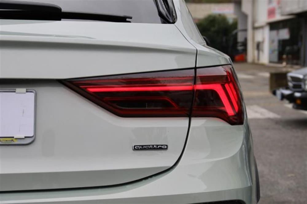 Q3   Q3 SPB 45 TFSI quattro