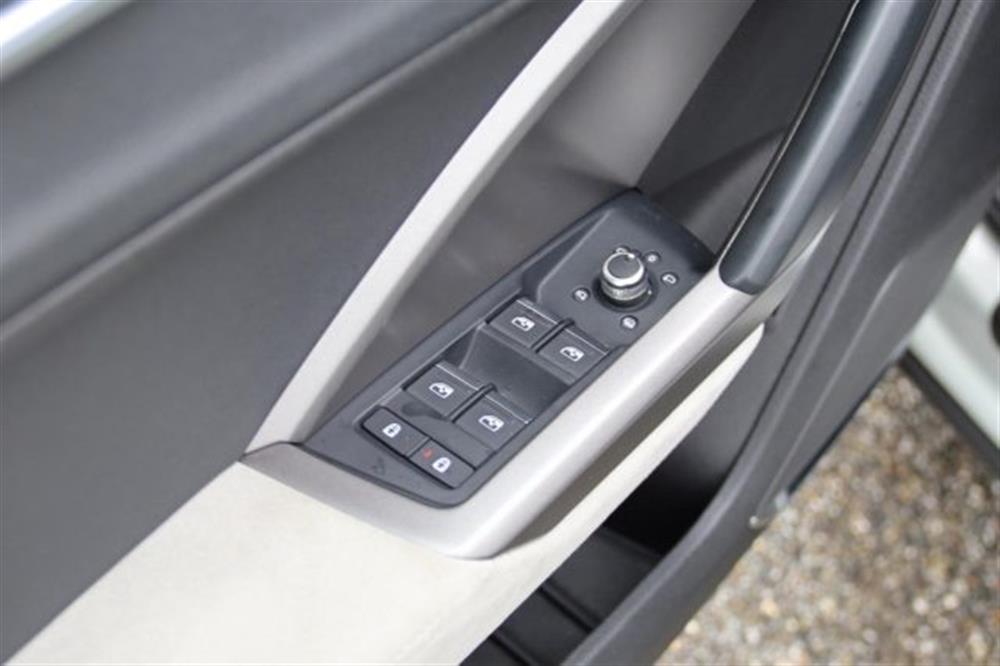 Q3   Q3 SPB 45 TFSI quattro