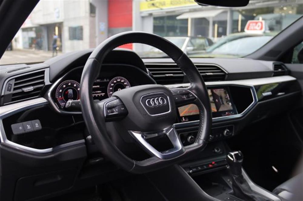 Q3   Q3 SPB 45 TFSI quattro