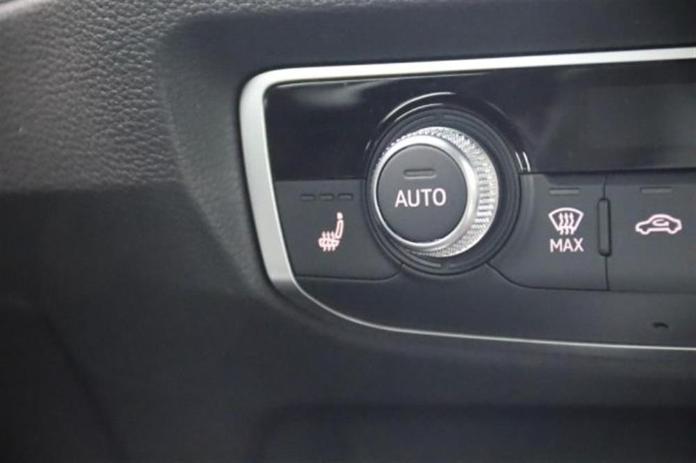 Q3   Q3 SPB 45 TFSI quattro