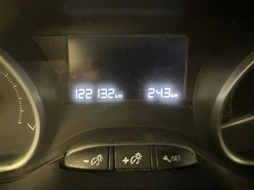 208   208 1.200 BENZINA 68 CV