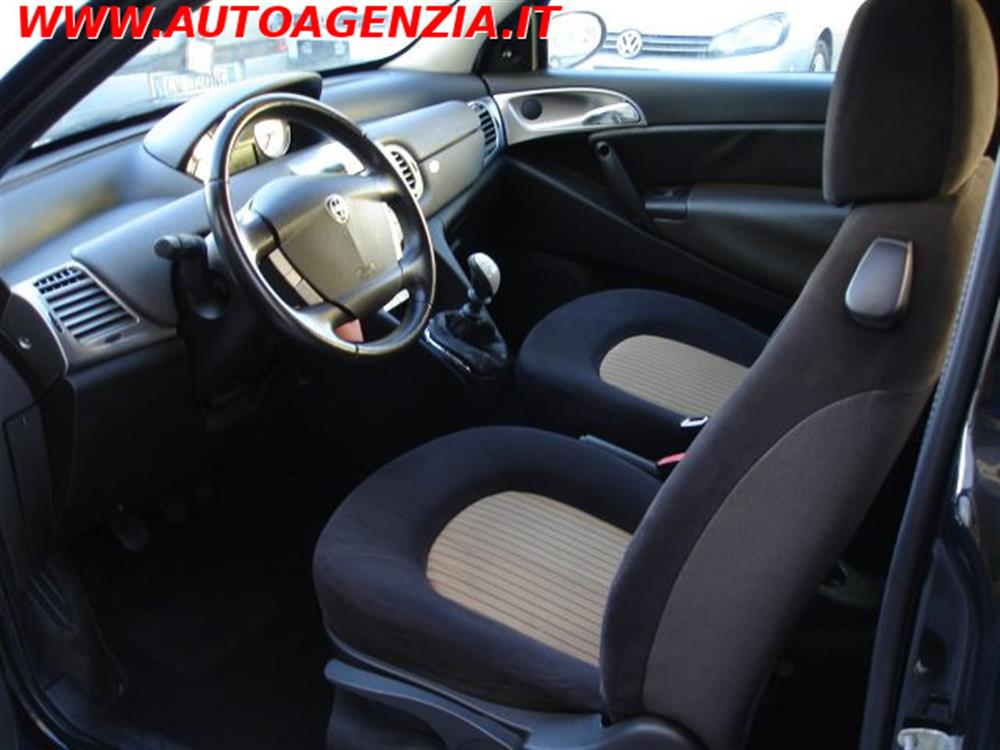 Ypsilon   Ypsilon 1.4 RISTYLING IMP. G