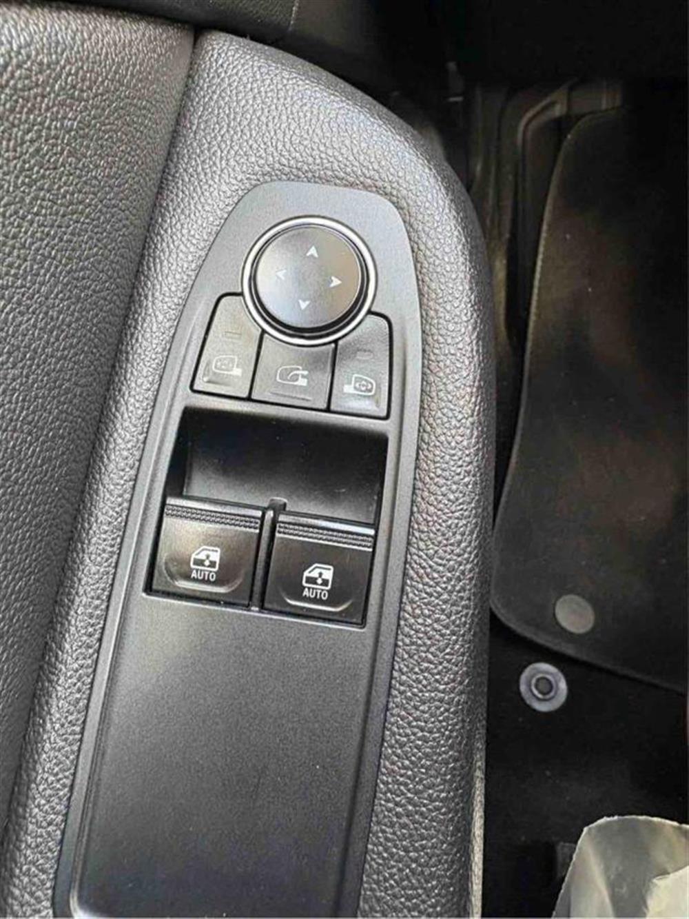 Clio   Clio Blue dCi 85 CV 5 por