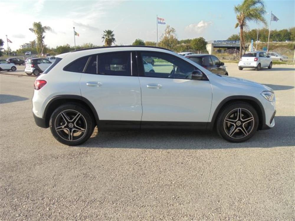 GLA 200   GLA 200 AMG LINE Automatic n