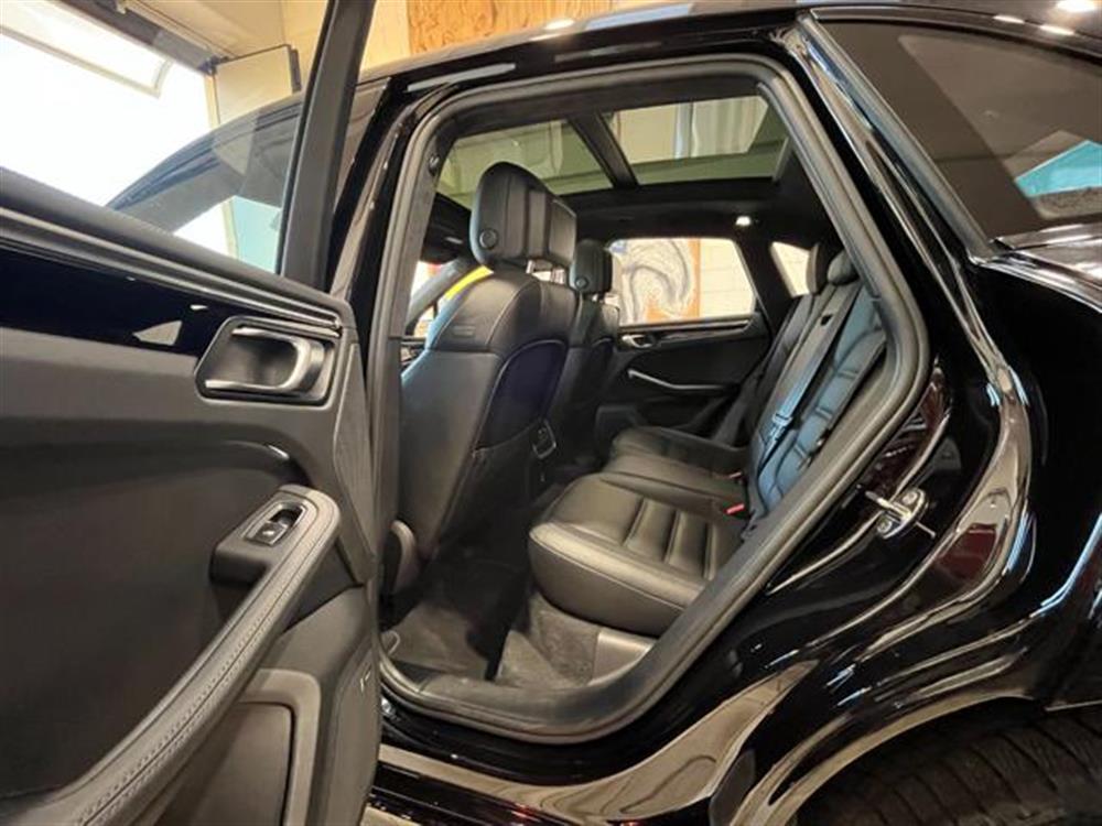 Macan   Macan 2.9 Turbo