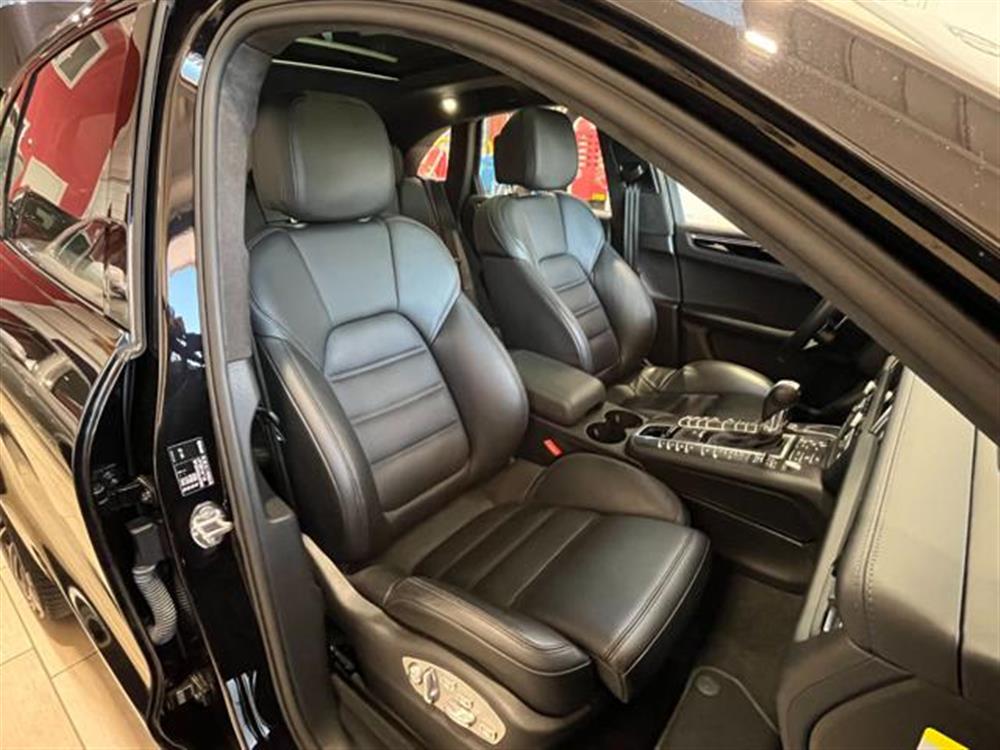 Macan   Macan 2.9 Turbo