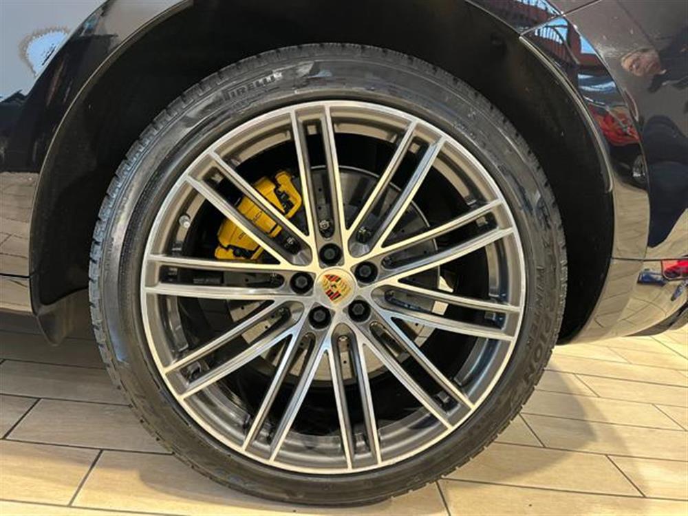 Macan   Macan 2.9 Turbo