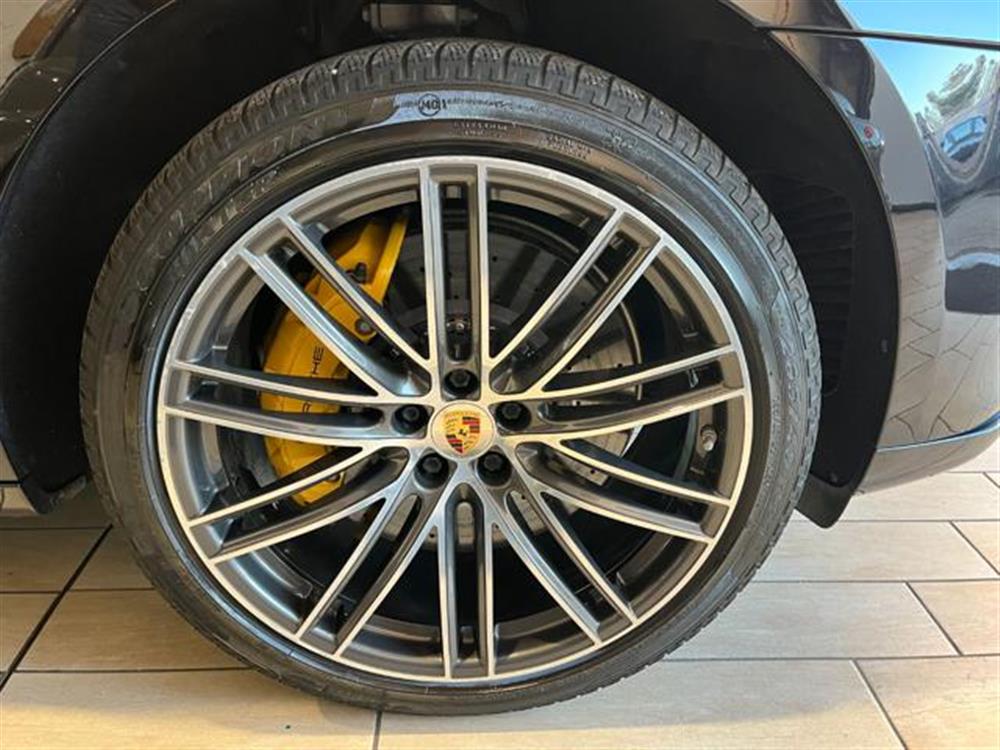 Macan   Macan 2.9 Turbo