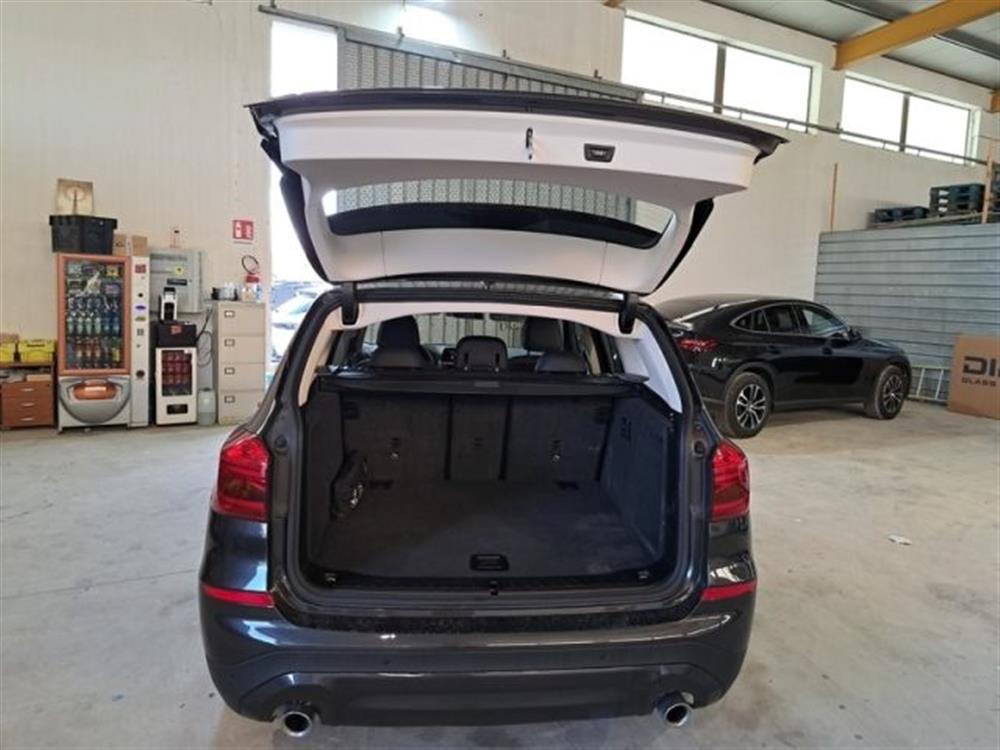 X3   X3 xDrive20d 48V