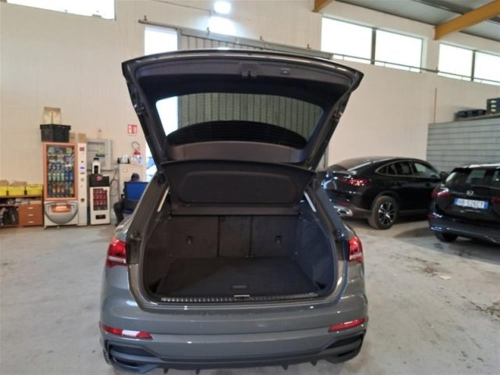 Q3   Q3 35 TDI quattro S tro