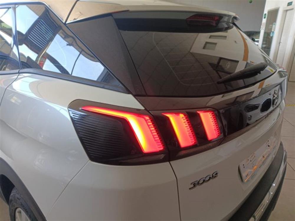 3008 3008 BlueHDi 130 S&S EAT8