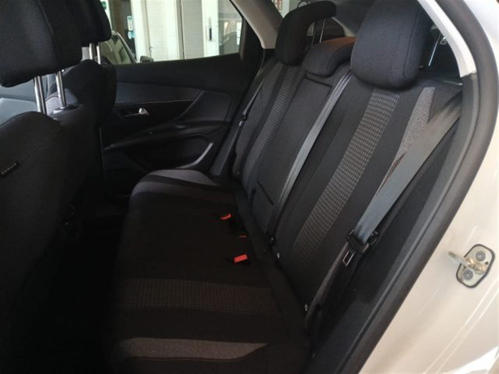 3008 3008 BlueHDi 130 S&S EAT8