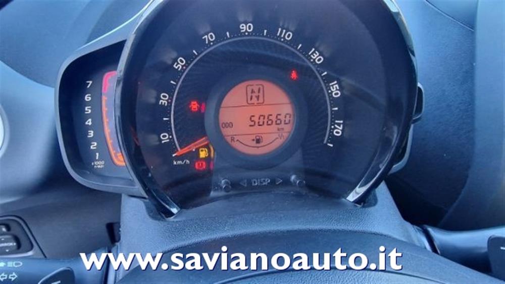 Aygo   Aygo Connect 1.0 VVT-i 72