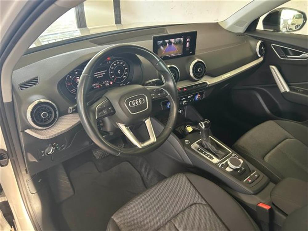 Q2 Q2 30 TDI S tronic S li