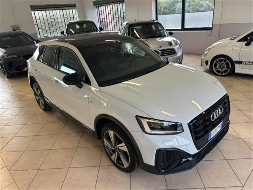 Q2 Q2 30 TDI S tronic S li