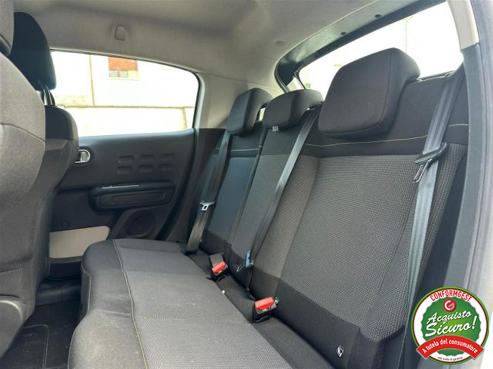 C3 C3 PureTech 82 Shine