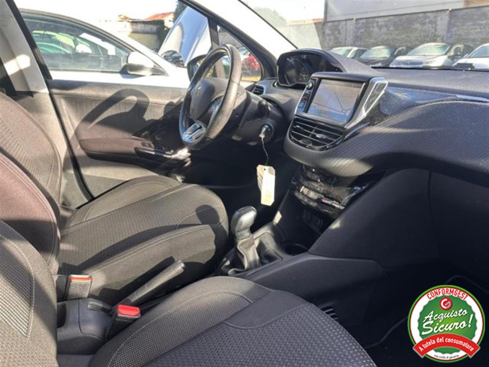 208 208 1° serie PureTech 82