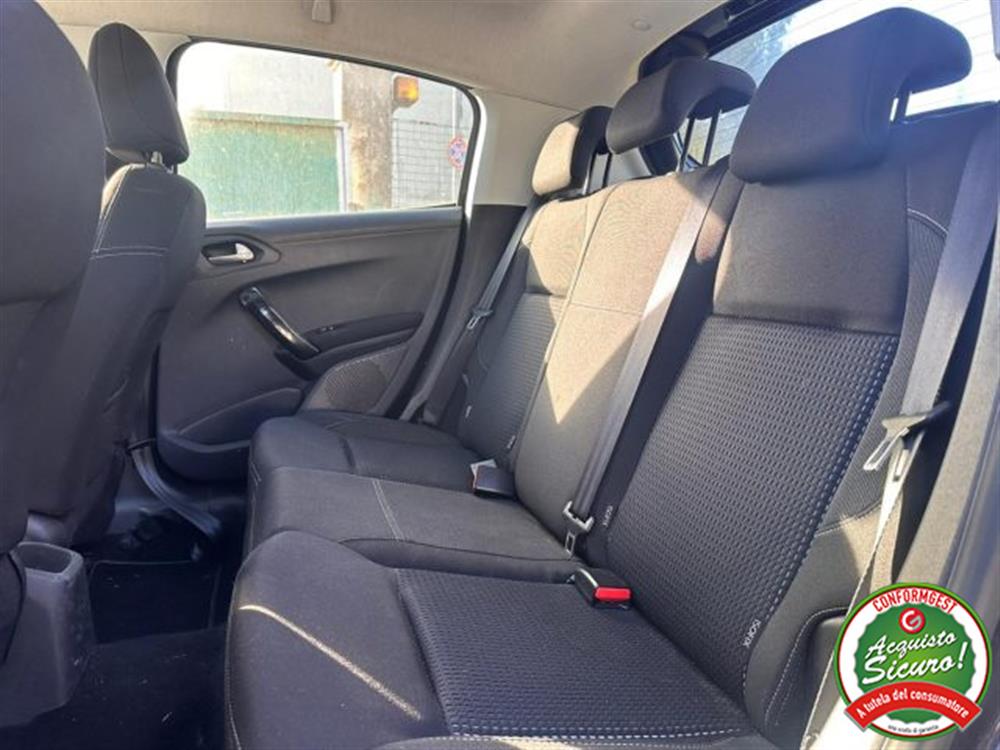 208 208 1° serie PureTech 82