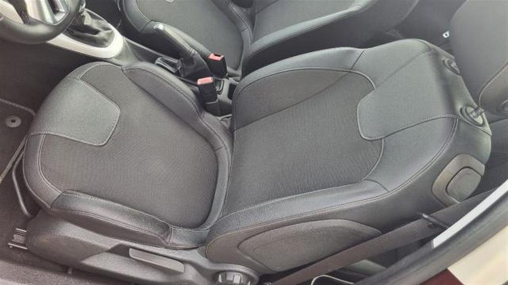 Adam   Adam 1.2 70 CV Jam