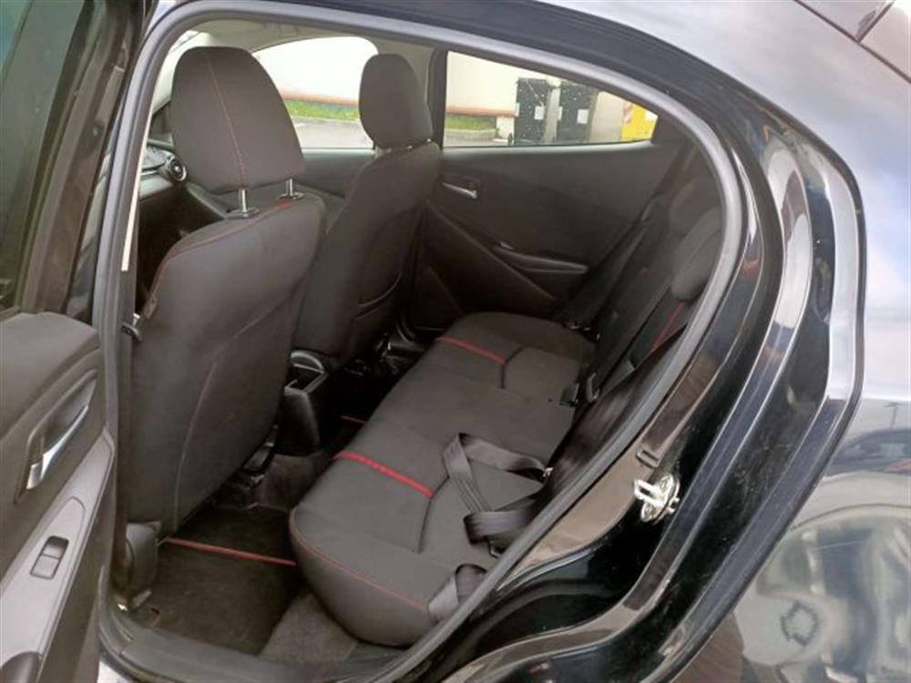 2 2 2 5 Porte 1.5 Skyact