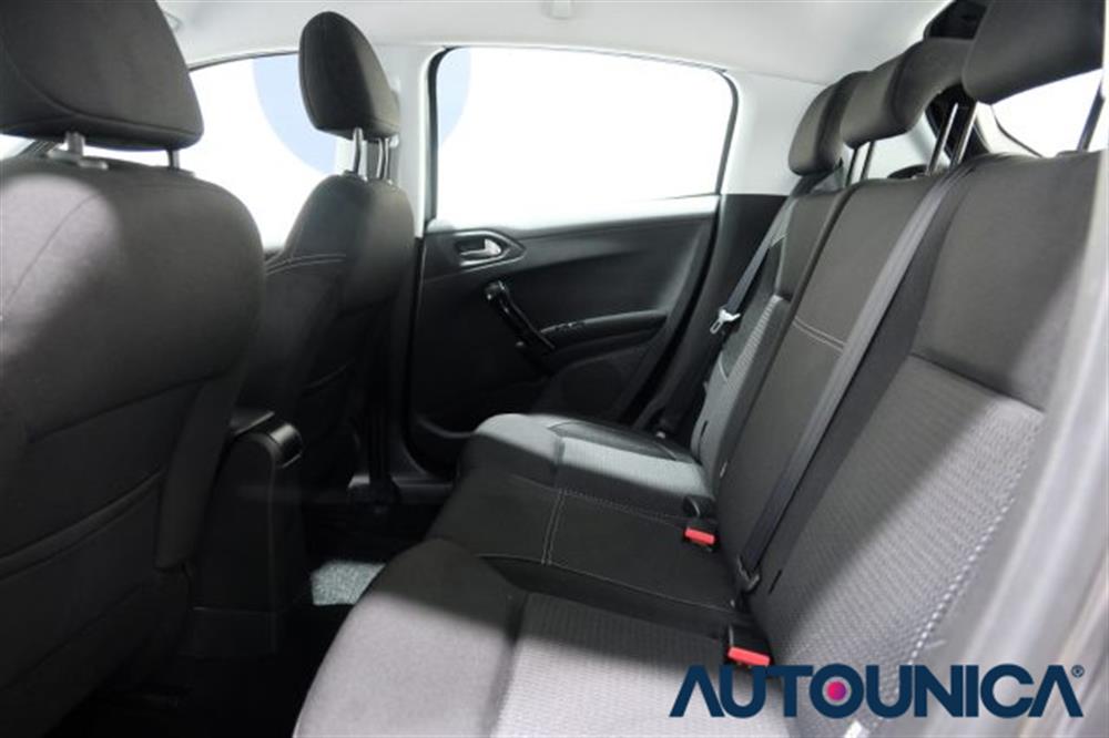 208   208 BENZINA PURETECH 82C