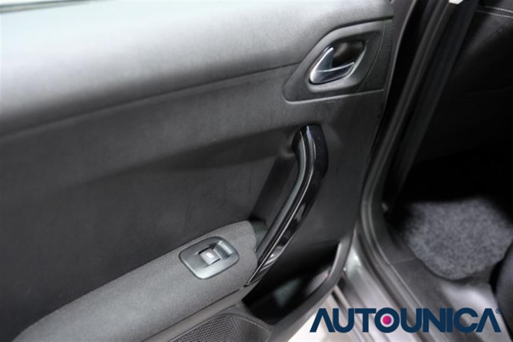 208   208 BENZINA PURETECH 82C