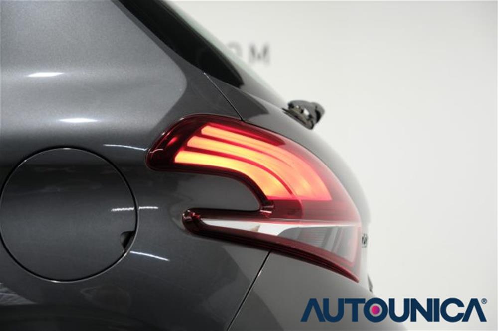 208   208 BENZINA PURETECH 82C