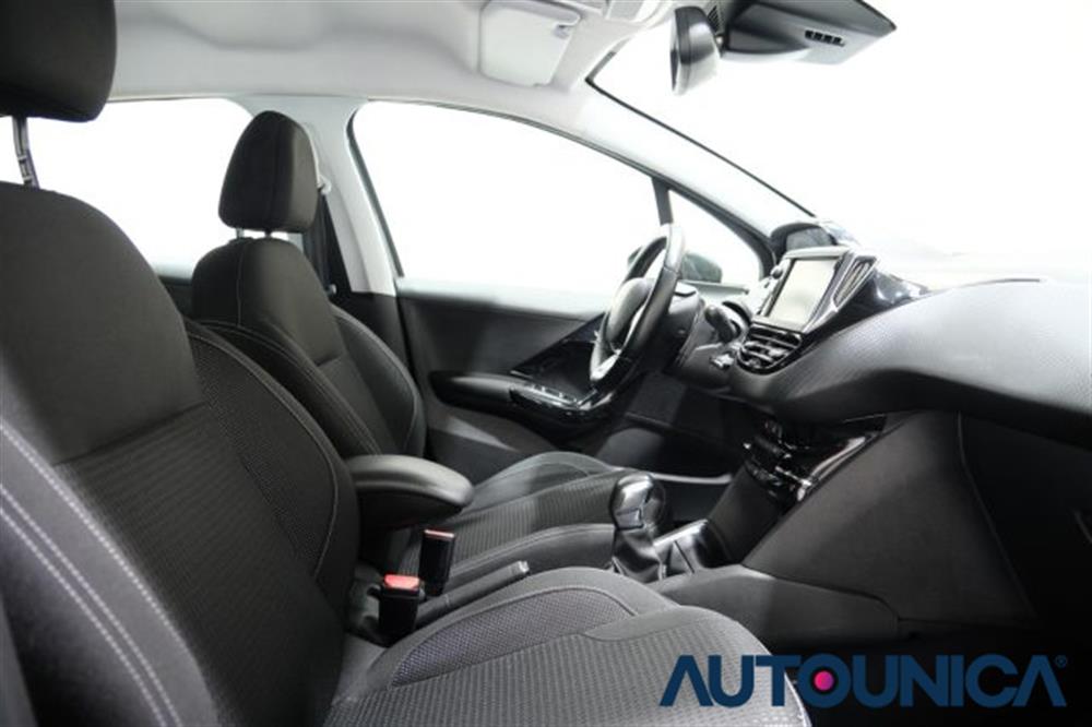 208   208 BENZINA PURETECH 82C