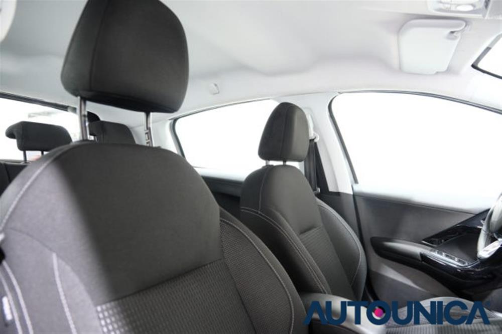 208   208 BENZINA PURETECH 82C