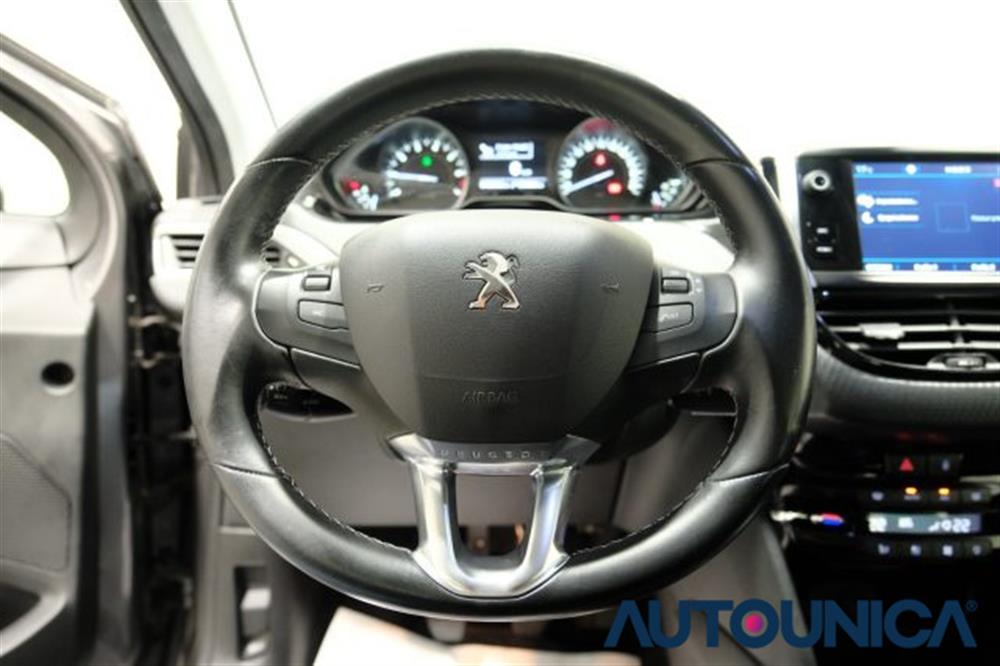 208   208 BENZINA PURETECH 82C